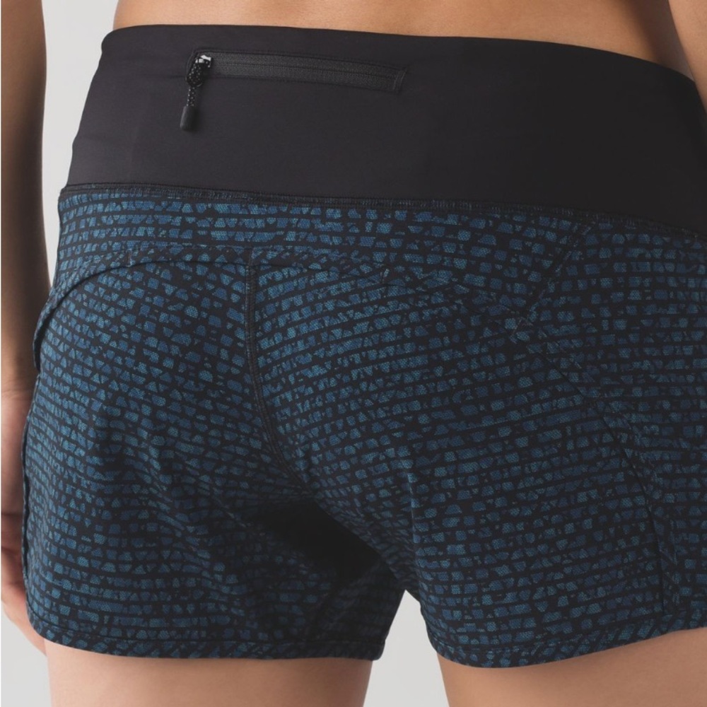Lululemon Run Times Short in Shatter Weave Desert Teal Alberta Lake / Black
